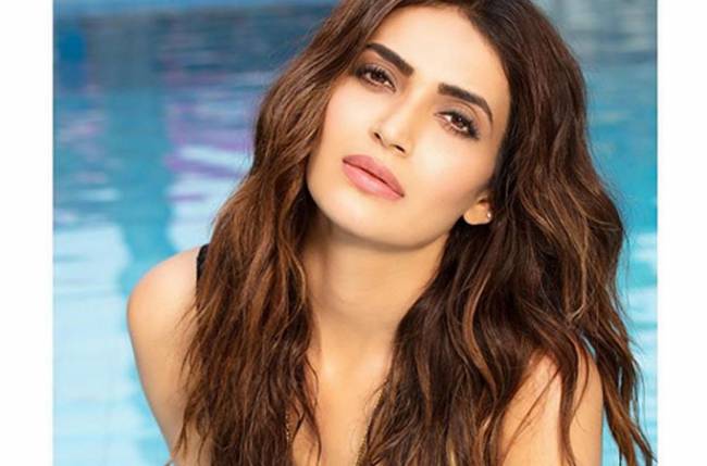 Check out who did Karishma Tanna go on date with!
