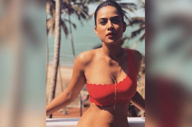Orange is the new swag for Nia Sharma!