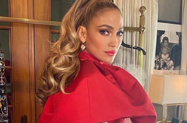 Jennifer Lopez to star in film adaptation of ‘The Cipher’