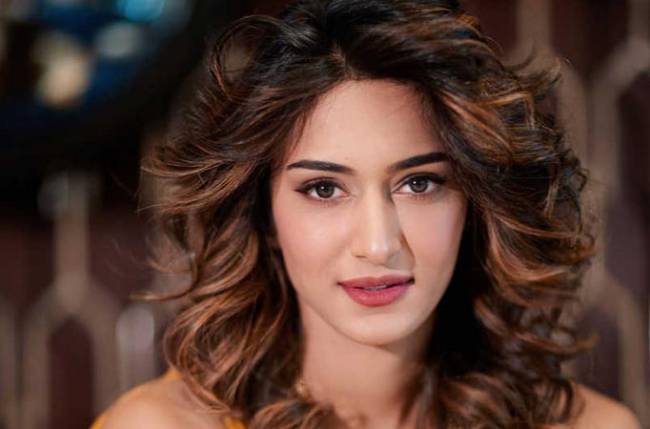 I want to be treated like a queen: Erica Fernandes at the Femina Miss India pageant